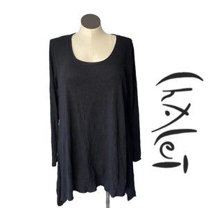 Artsy Shark bite Hem Tunic by Chalet, Black, 2X